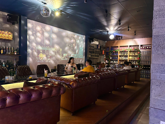 内部施設-2025年 ダナン夜の疑問を解決！キャバクラ・ガールズバー FAQと楽しみ方