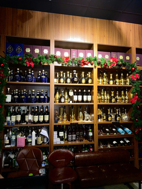 内部施設-2025年 ダナン夜の疑問を解決！キャバクラ・ガールズバー FAQと楽しみ方